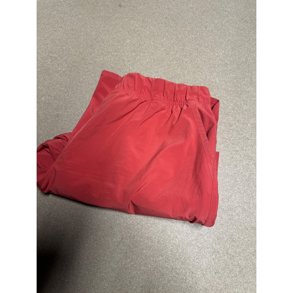Title Nine Slaycation Cropped Pants in Red